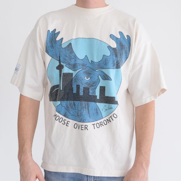 "Moose Over Toronto" Vtg Single Stitch Cream T-shirt ~Lg. Worn once. - Picture 3 of 13